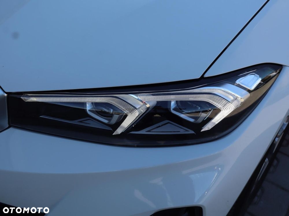 BMW Seria 3 318d - 23