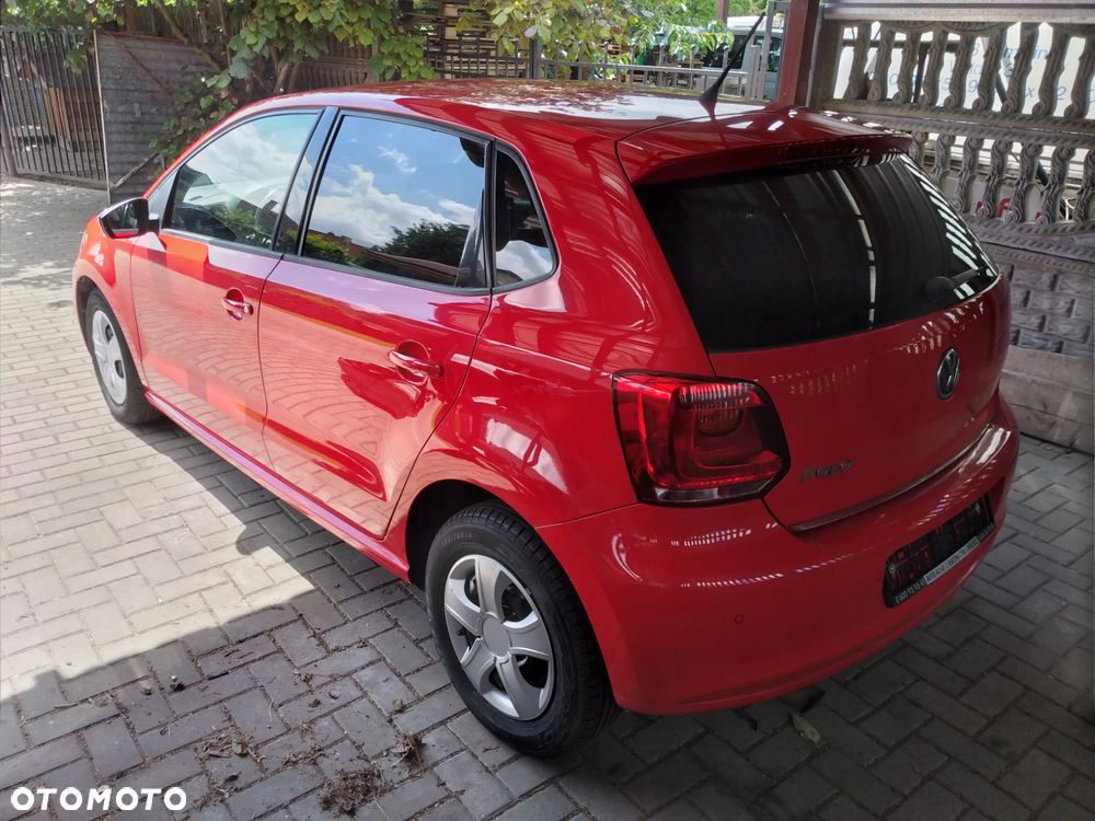 Volkswagen Polo 1.4 16V Comfortline - 4