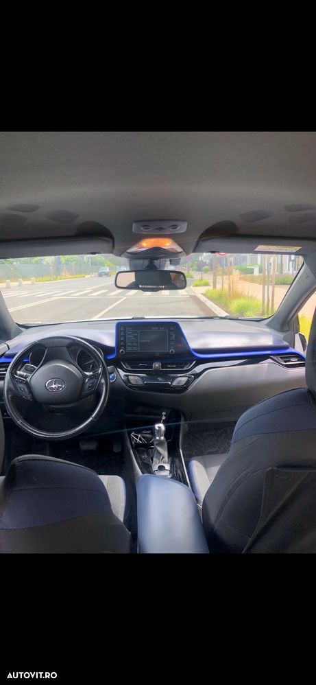 Toyota C-HR 2.0 HSD 184 CP 4x2 CVT C-lassy bi-tone - 9