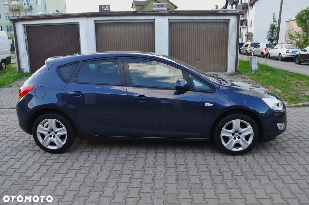 Opel Astra 1.4 Turbo Style - 4