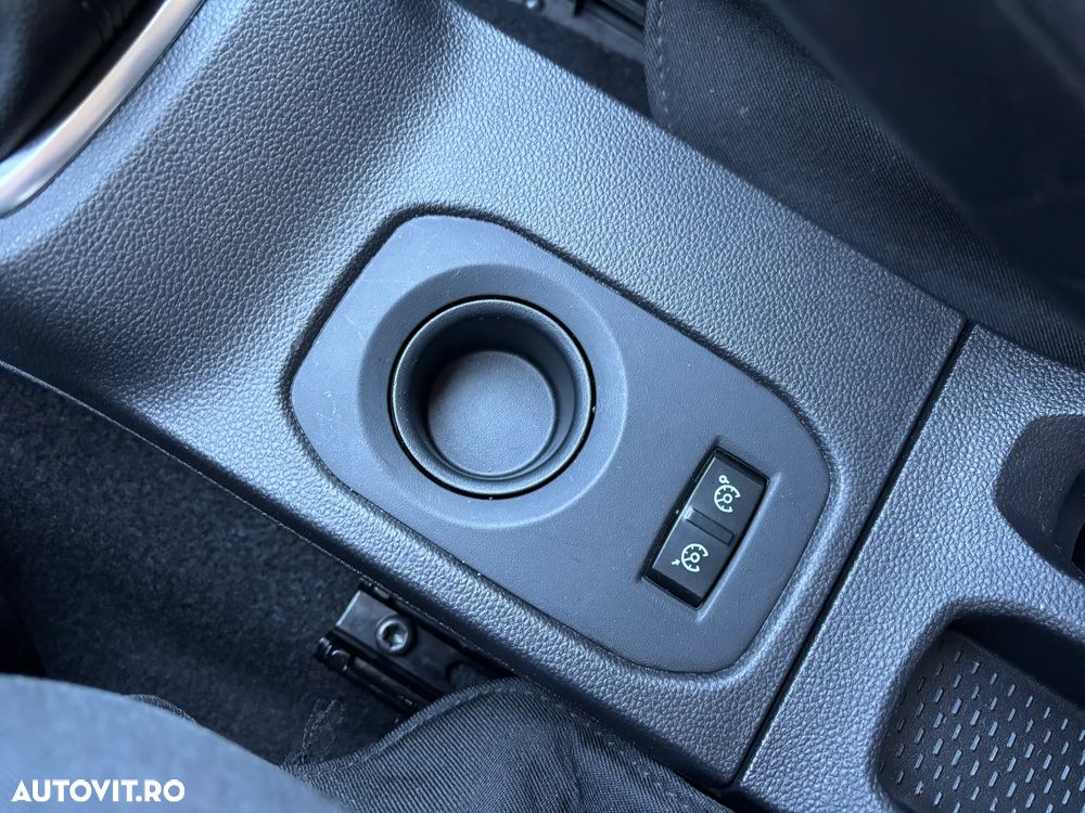 Dacia Duster TCe 130 GPF Prestige - 23