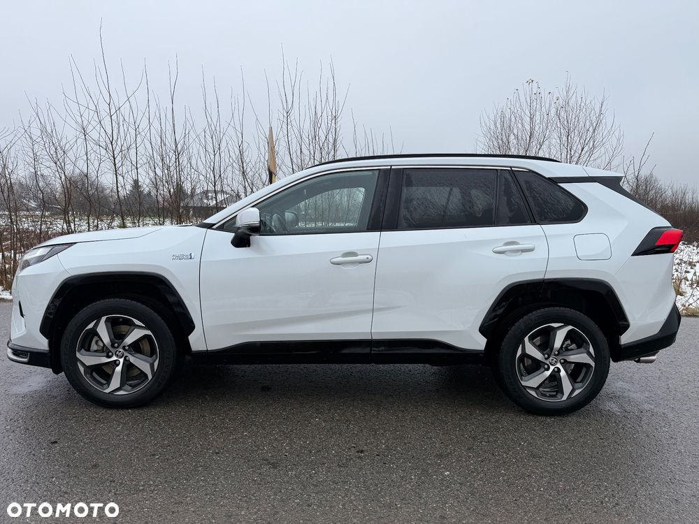 Toyota RAV4 Standard - 2