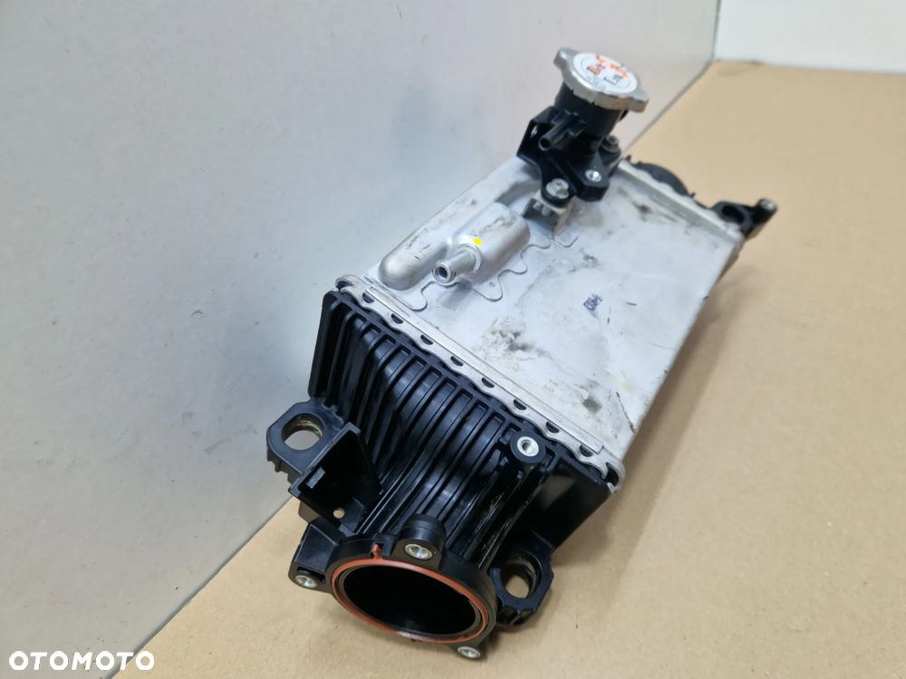CHŁODNICA INTERCOOLERA MAZDA CX (KL) T30113550A 34068923 3.3L 187kw - 3