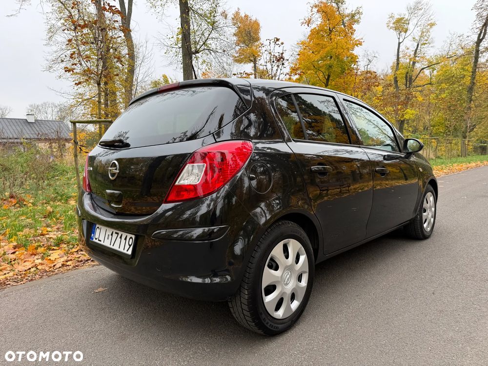 Opel Corsa - 4