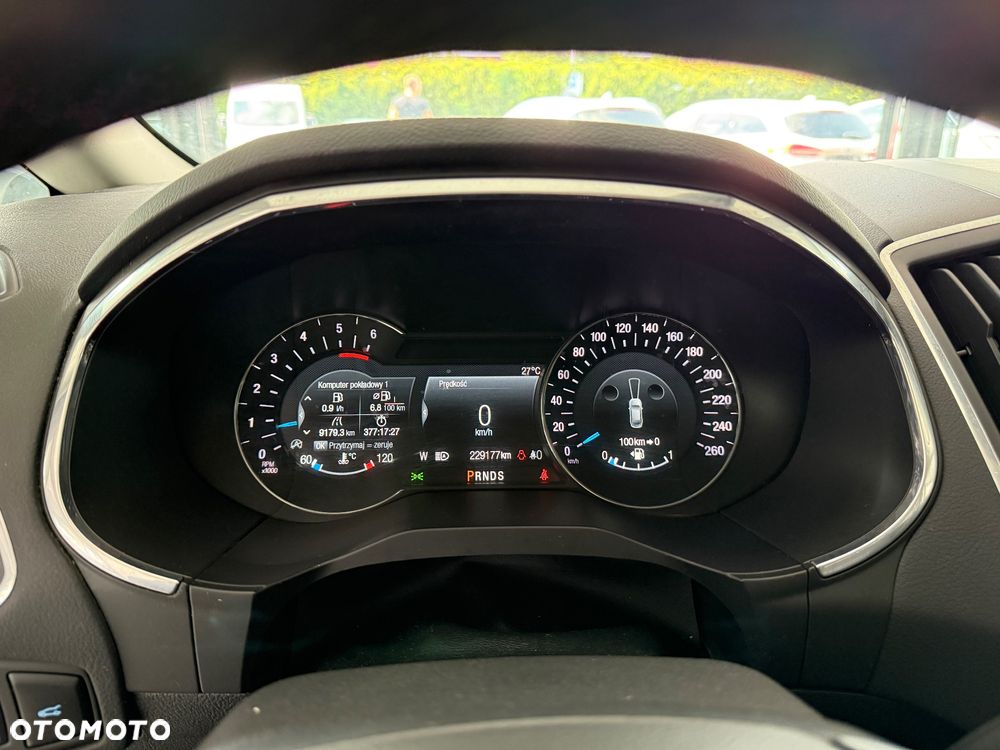 Ford S-Max 2.0 EcoBlue Titanium - 22