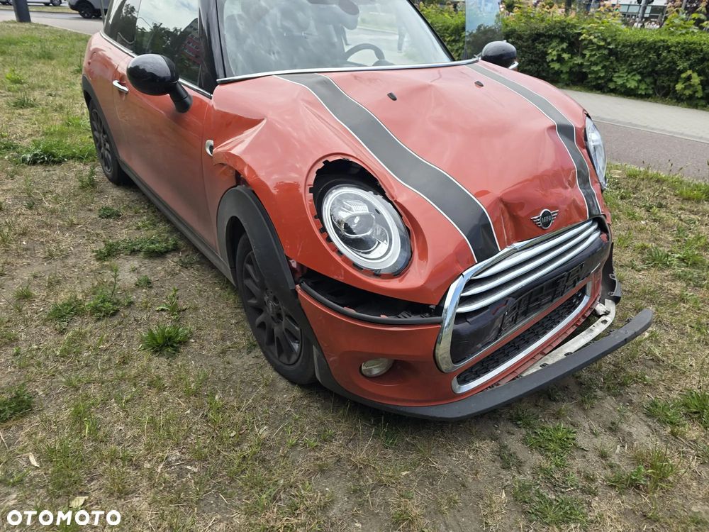 MINI Cooper Standard - 3