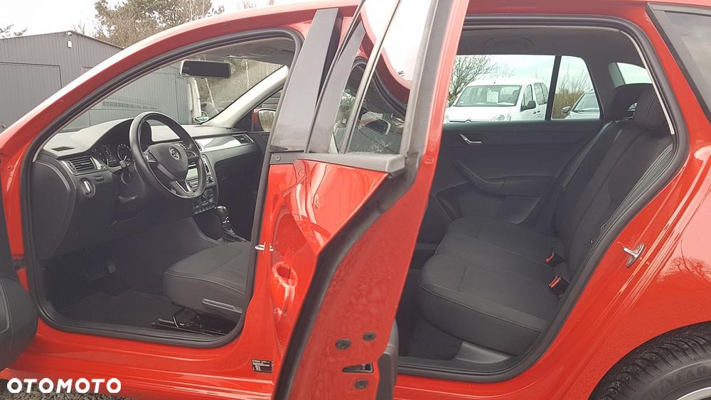 Skoda RAPID 1.4 TSI DSG Ambition - 21