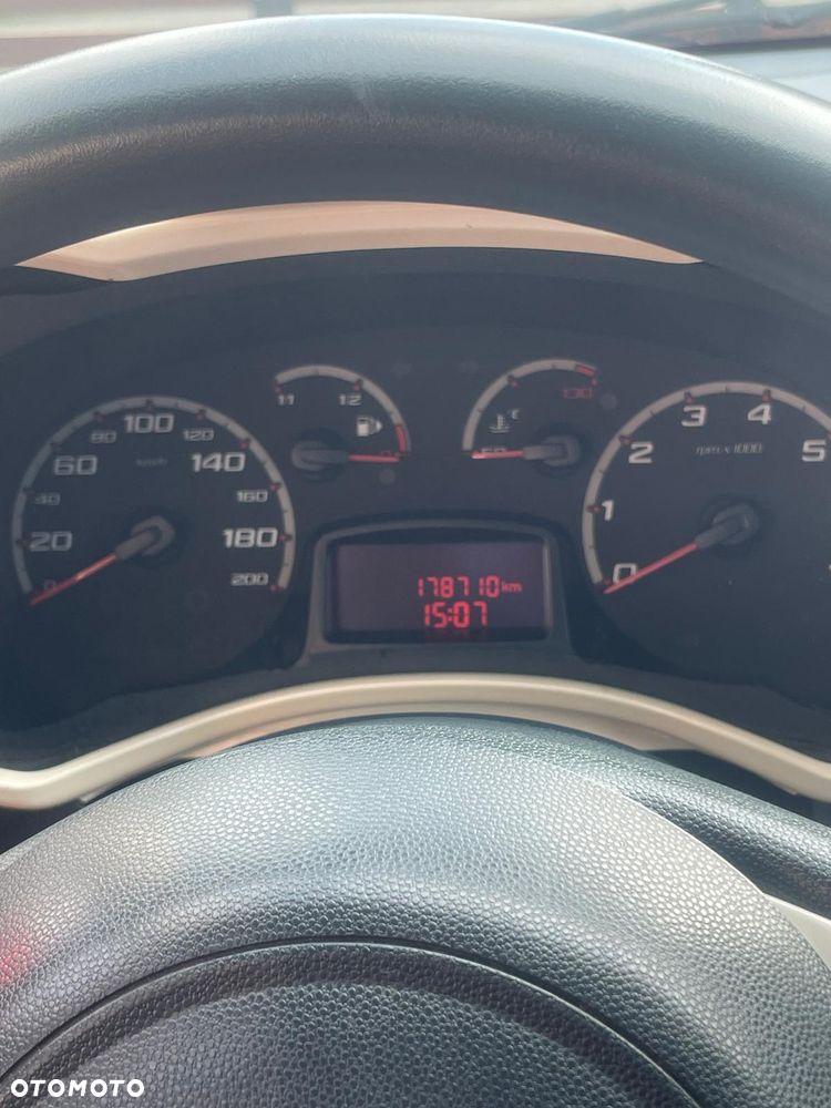 Ford KA 1.2 Titanium (air2) - 13