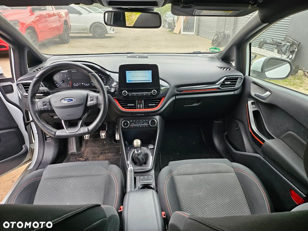 Ford Fiesta 1.0 EcoBoost S&S ST-LINE - 6