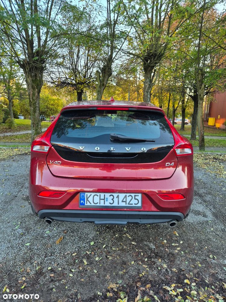 Volvo V40 D4 Kinetic - 11