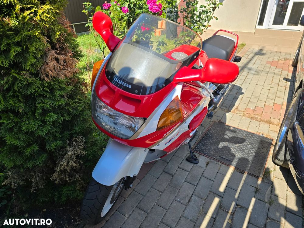 Honda CBR 1000F - 2