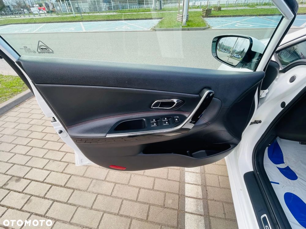 Kia Ceed 1.6 T-GDI GT-Challenge - 17