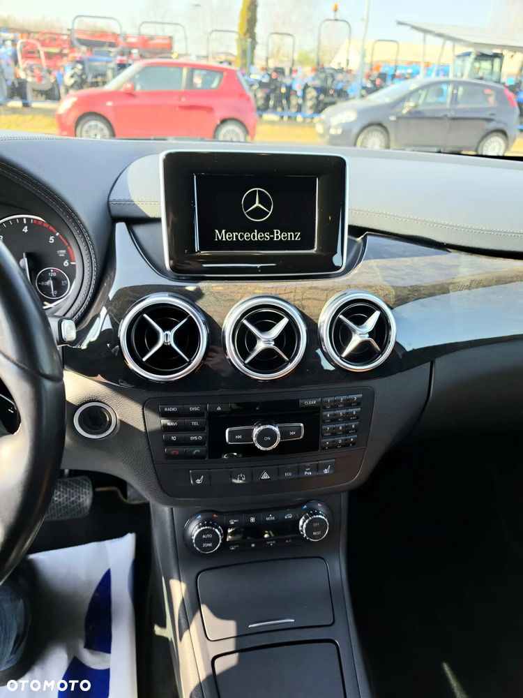 Mercedes-Benz Klasa B 200 CDI (BlueEFFICIENCY) 7G-DCT - 13