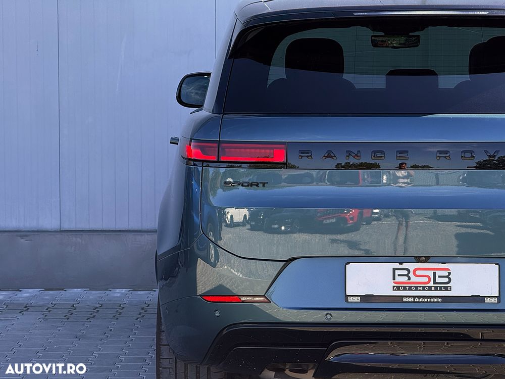 Land Rover Range Rover Sport 3.0 I6 D250 MHEV HSE Dynamic Stealth - 15