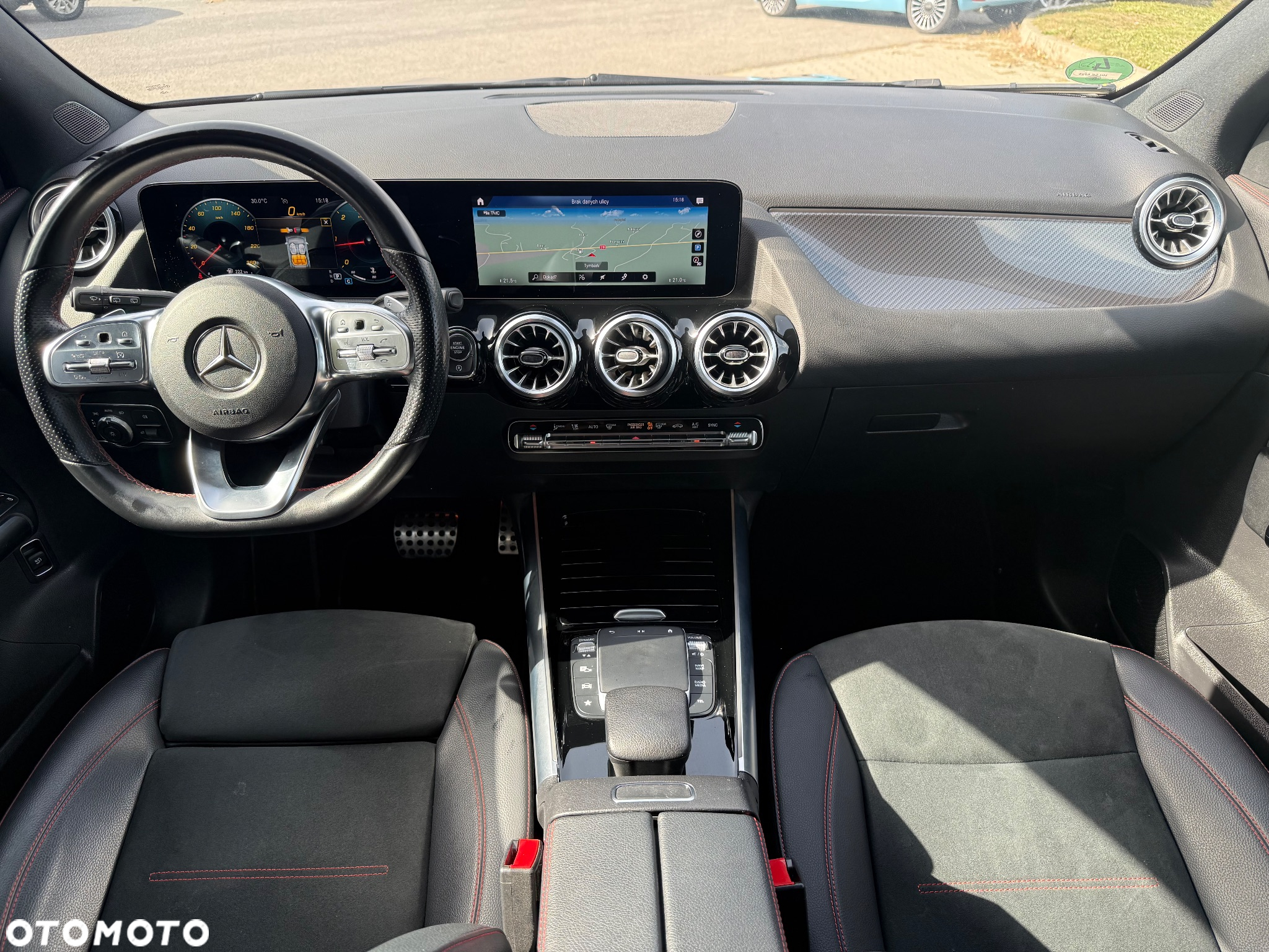 Mercedes-Benz GLA 200 d AMG Line - 12