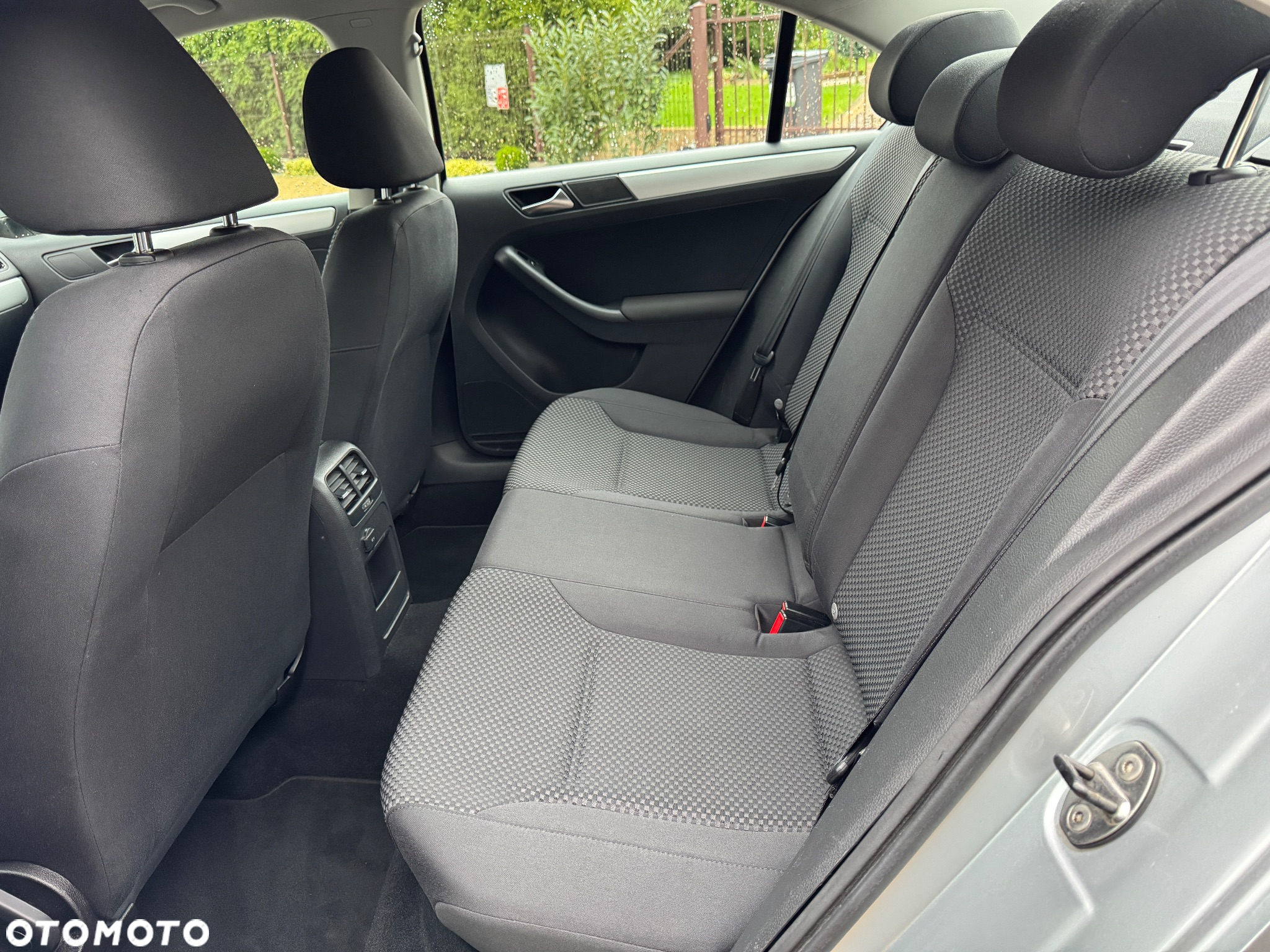 Volkswagen Jetta - 29