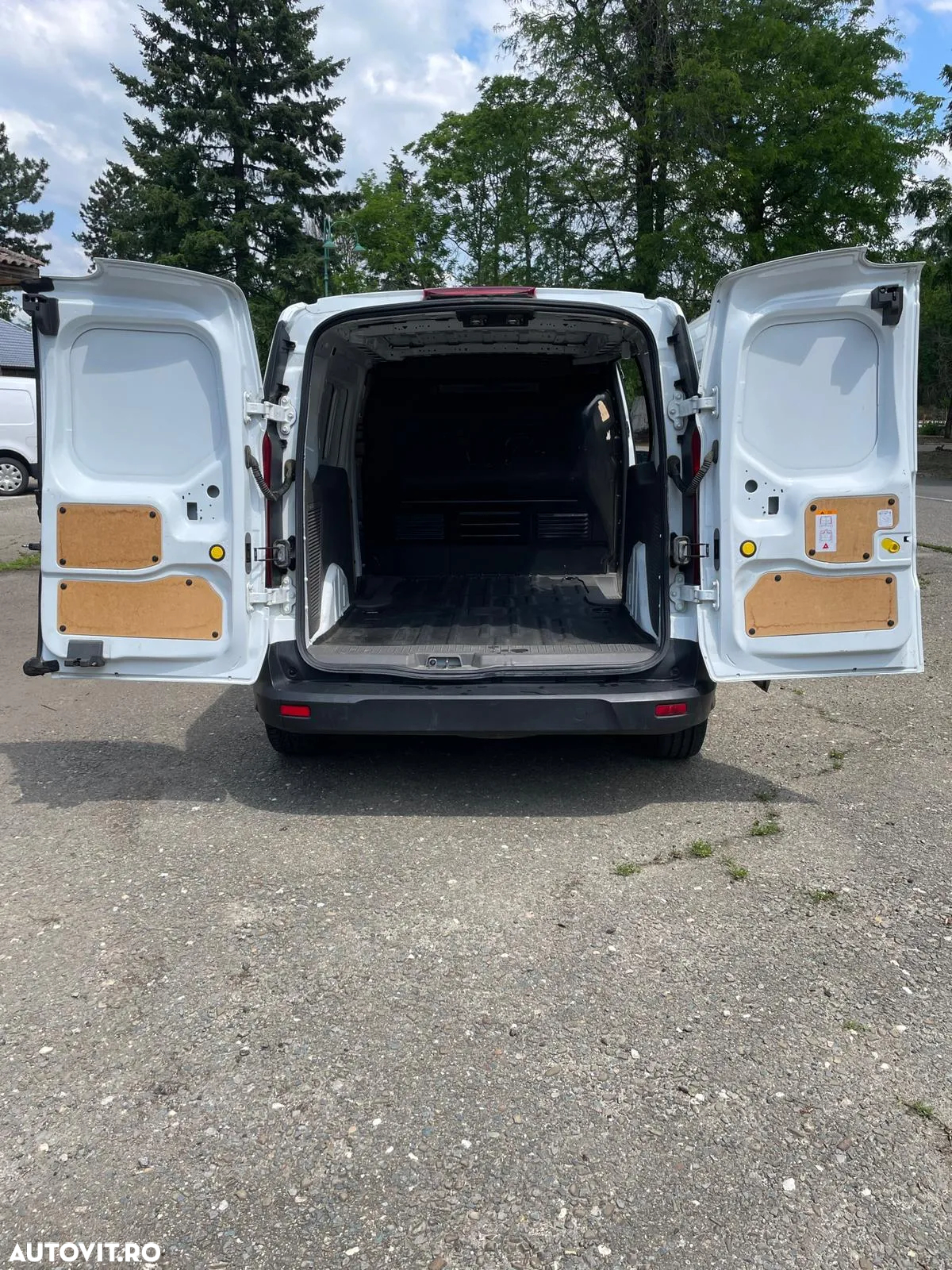 Ford Transit Connect - 7
