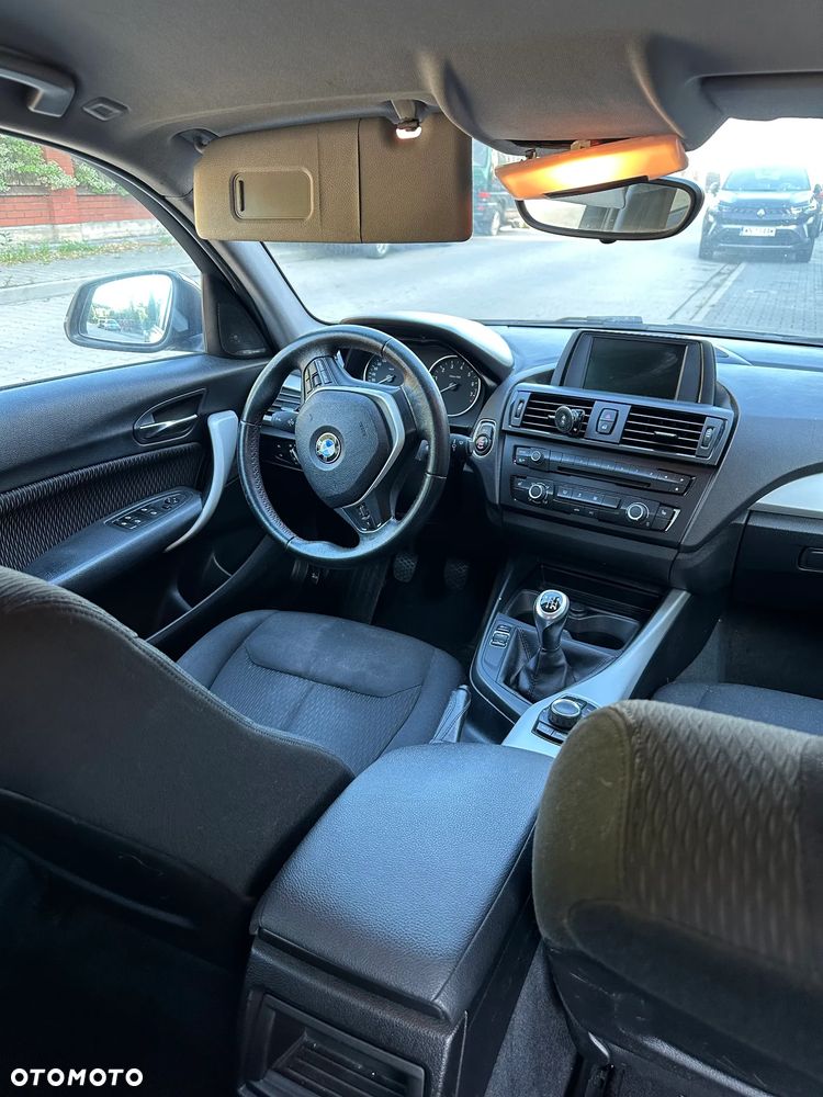BMW Seria 1 116i - 5