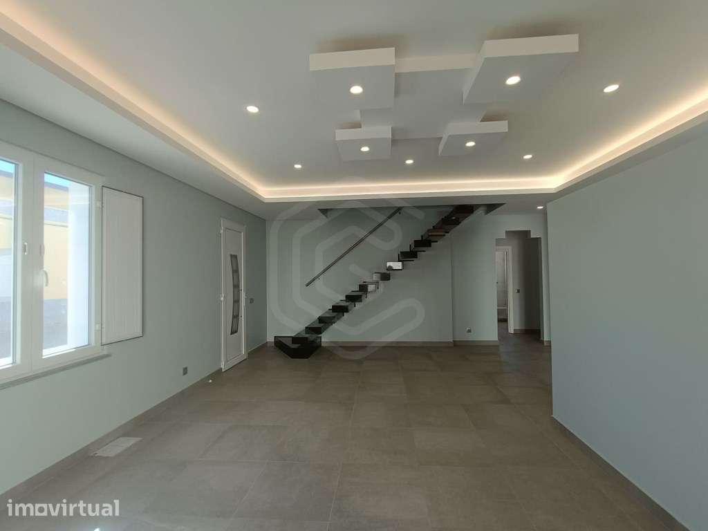 Moradia V5 Moderna em Castro Marim, Algarve - Grande imagem: 4/34