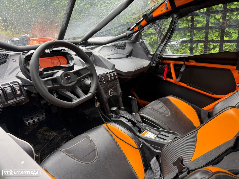 Can-Am Maverick X3 Rc - 10