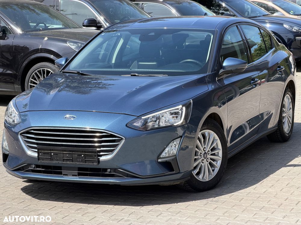 Ford Focus 1.5 TDCi Powershift Titanium - 1
