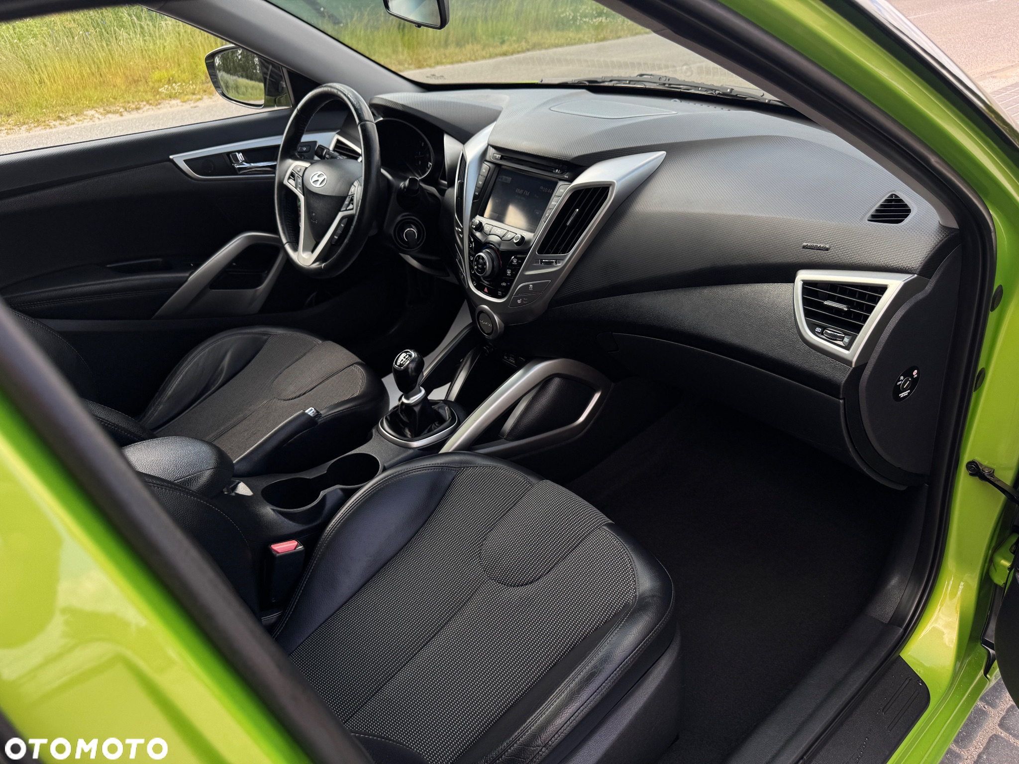 Hyundai Veloster 1.6 GDI Premium - 19