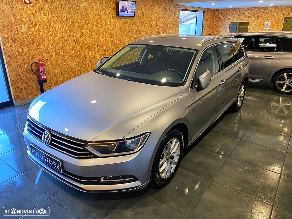 VW Passat Variant - 5