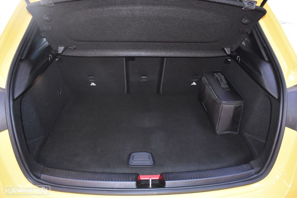 Mercedes-Benz A 250 - 54