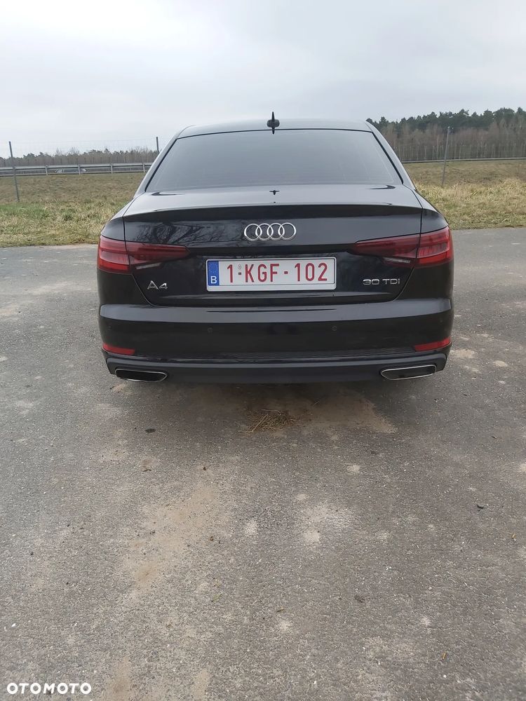 Audi A4 Limousine 30 TDI S tronic design - 13