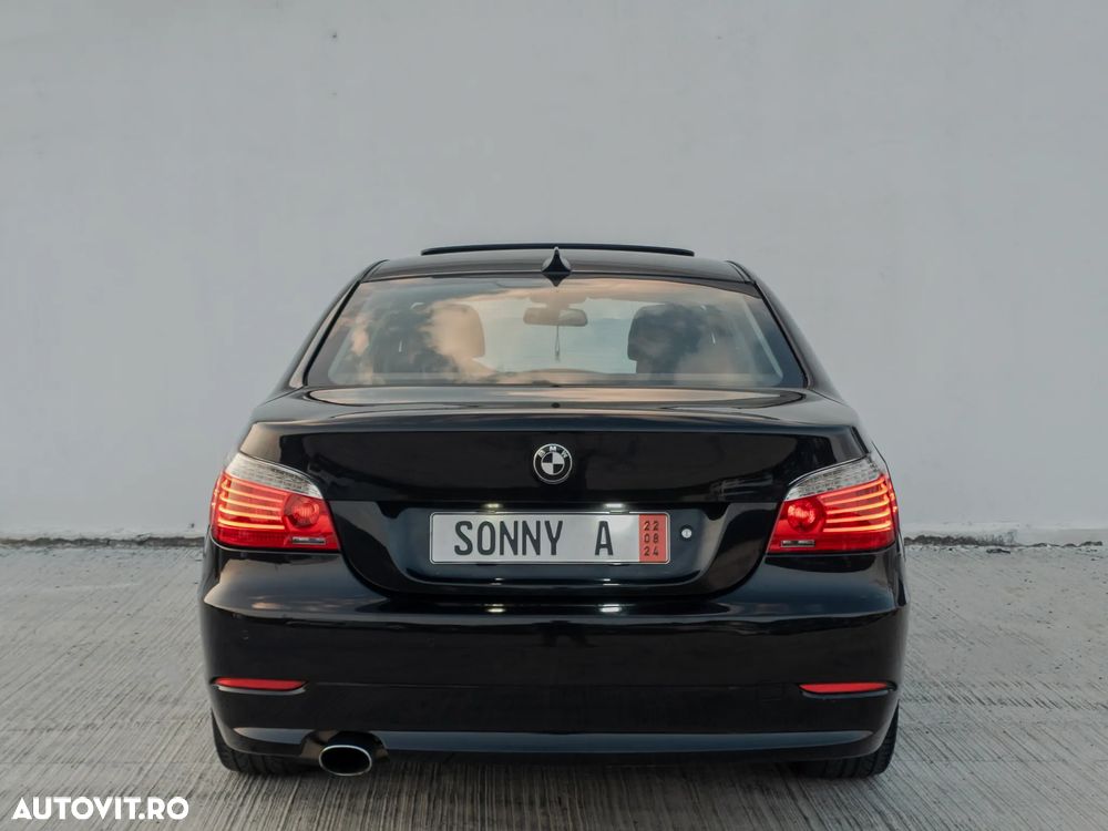 BMW Seria 5 520d Edition Exclusive - 6