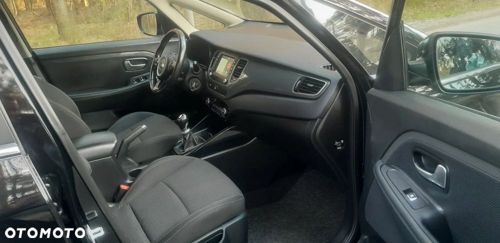 Kia Carens 1.7 CRDi 115 Fifa World Cup Edition - 18