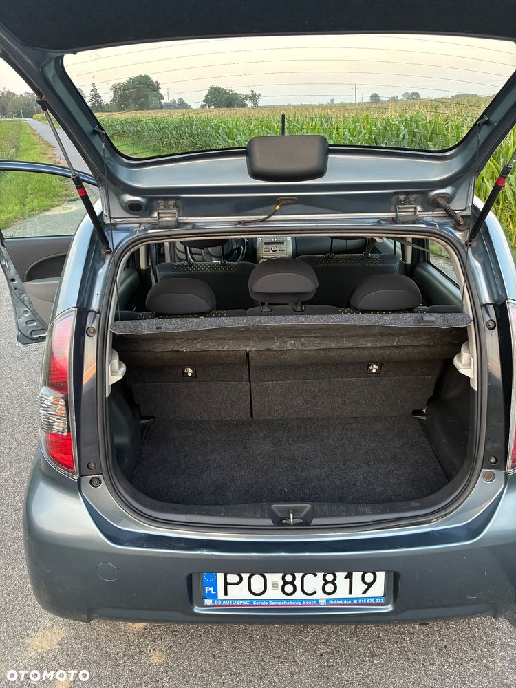 Daihatsu Sirion 1.3 - 11