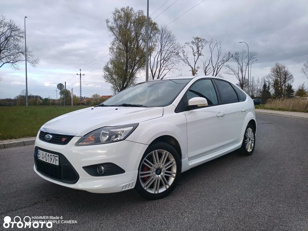 Ford Focus 1.8 Titanium - 1