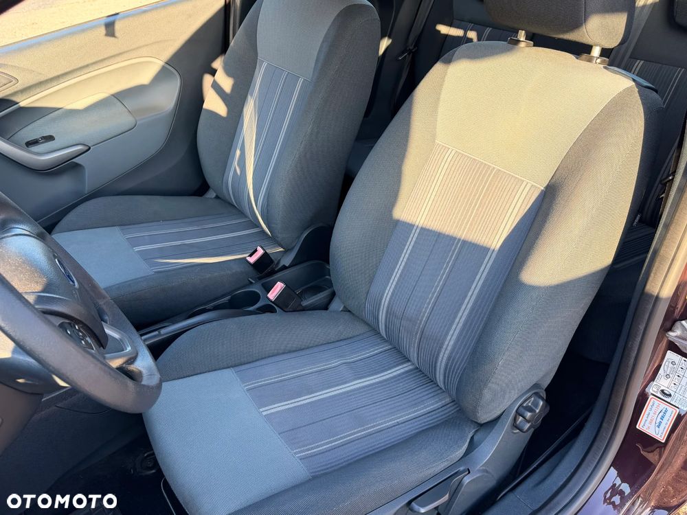 Ford Fiesta - 11