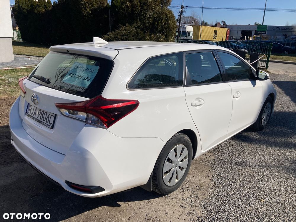 Toyota Auris 1.6 Active - 2