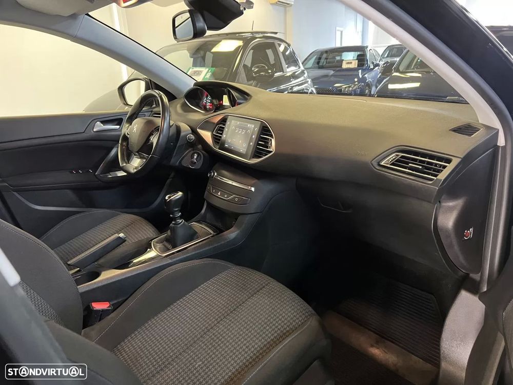 Peugeot 308 1.2 PureTech Style J17 - 7