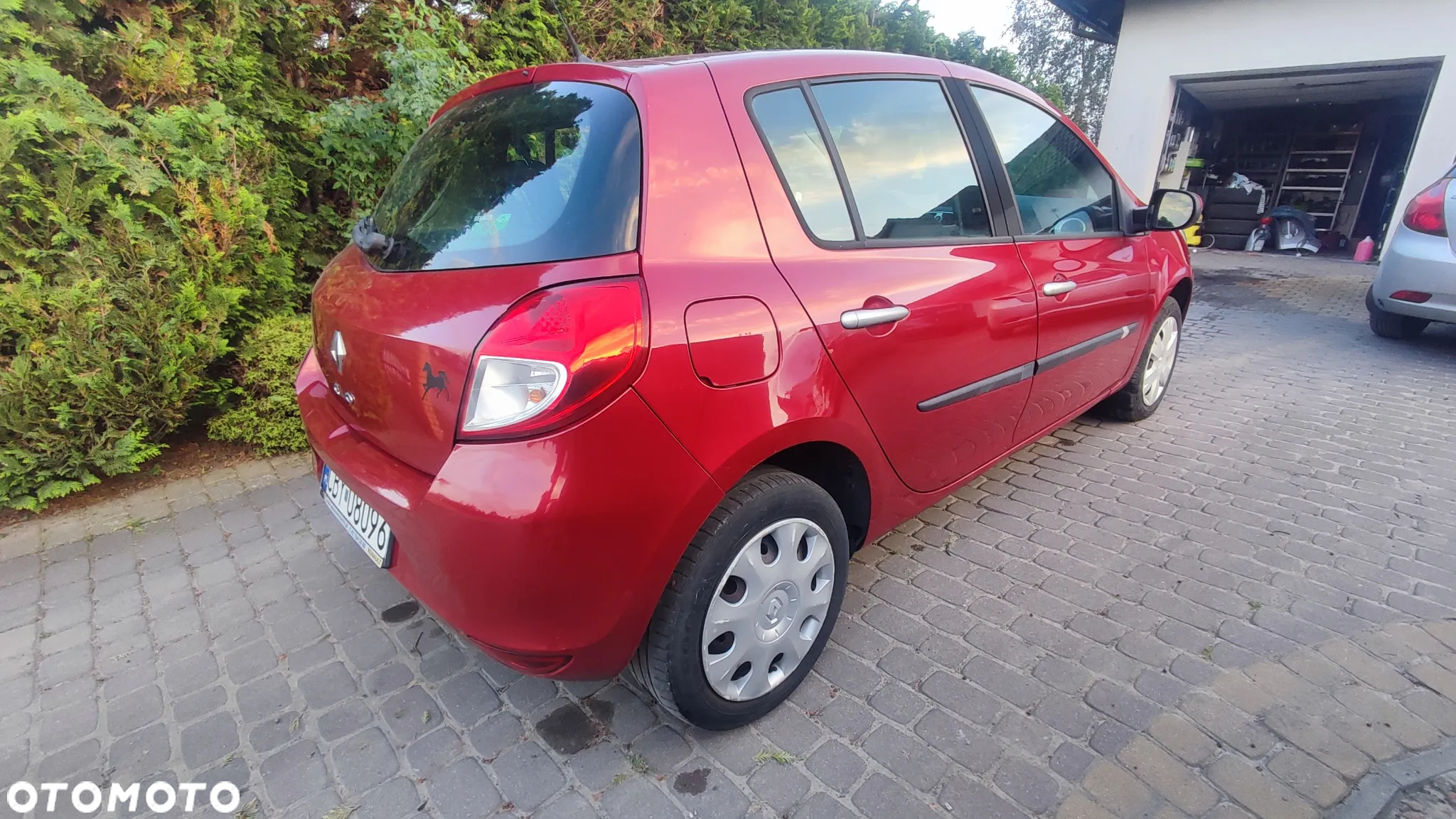 Renault Clio 1.2 16V Authentique - 6
