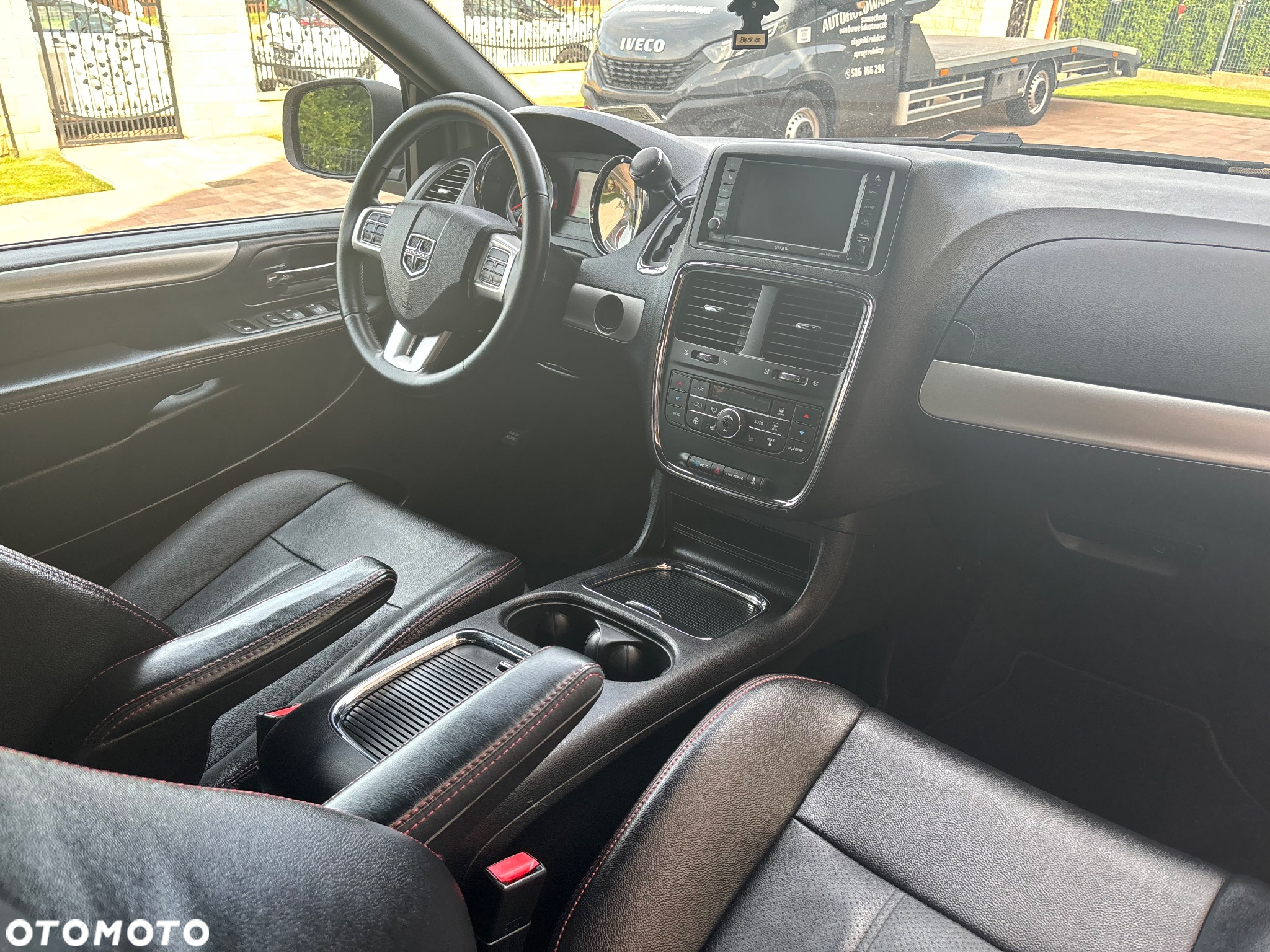 Dodge Grand Caravan - 7