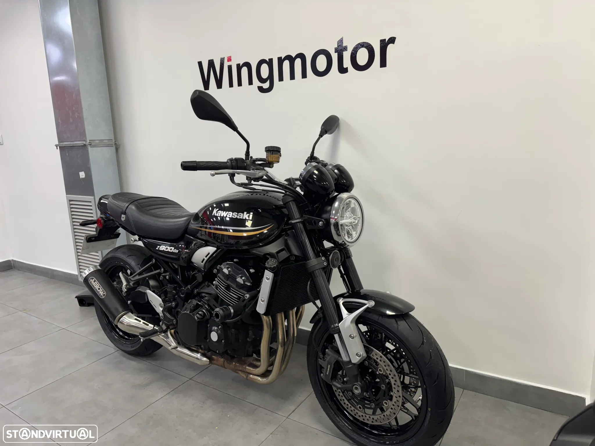 Kawasaki Z 900 RS - 3