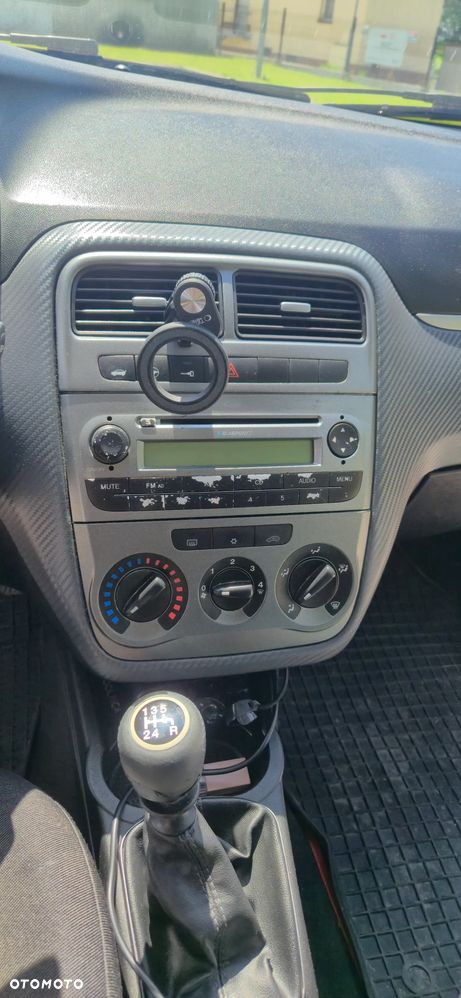 Fiat Grande Punto 1.4 8V - 6