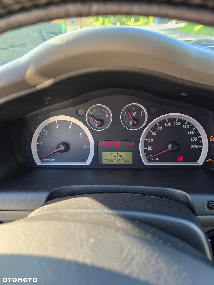 Hyundai Santa Fe 2.0 CRDi VGT GLS - 12