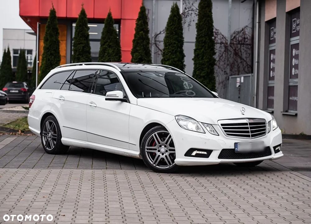 Mercedes-Benz Klasa E 350 CDI BlueEff Avantgarde - 2