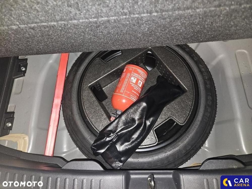 Toyota Yaris 1.5 Comfort - 29