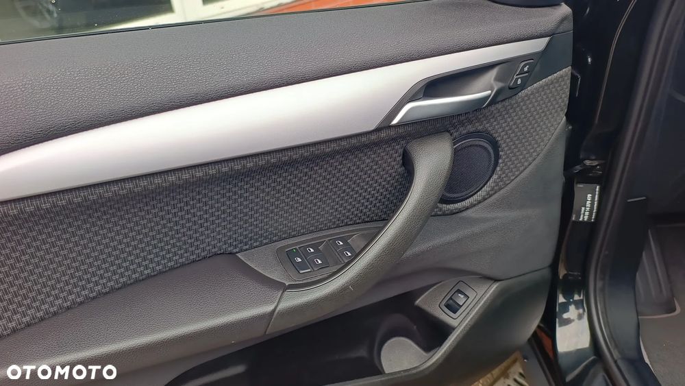 BMW X2 sDrive18i Business Edition - 25