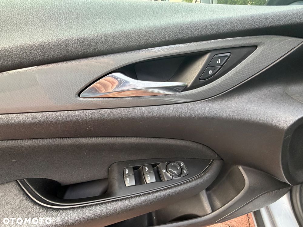 Opel Insignia 1.6 CDTI Edition S&S - 6