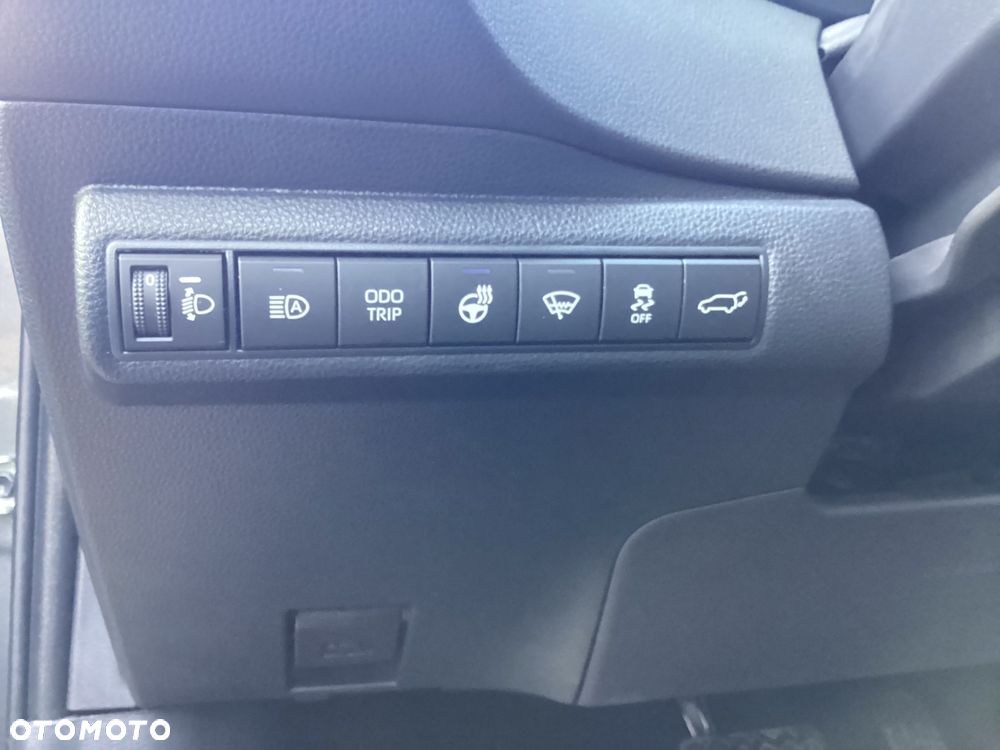 Toyota Corolla - 17