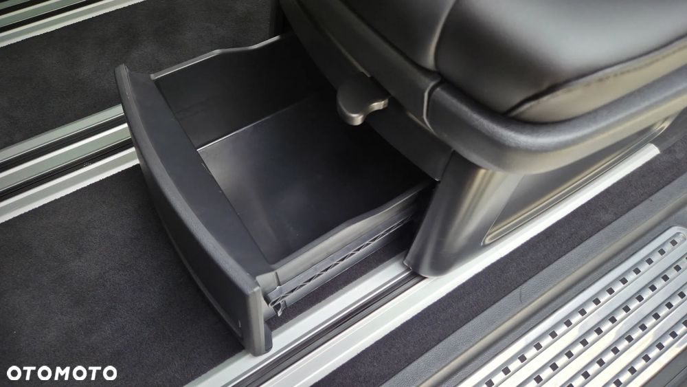 Volkswagen Multivan 2.0 BiTDI L1 Highline 4Motion DSG - 23
