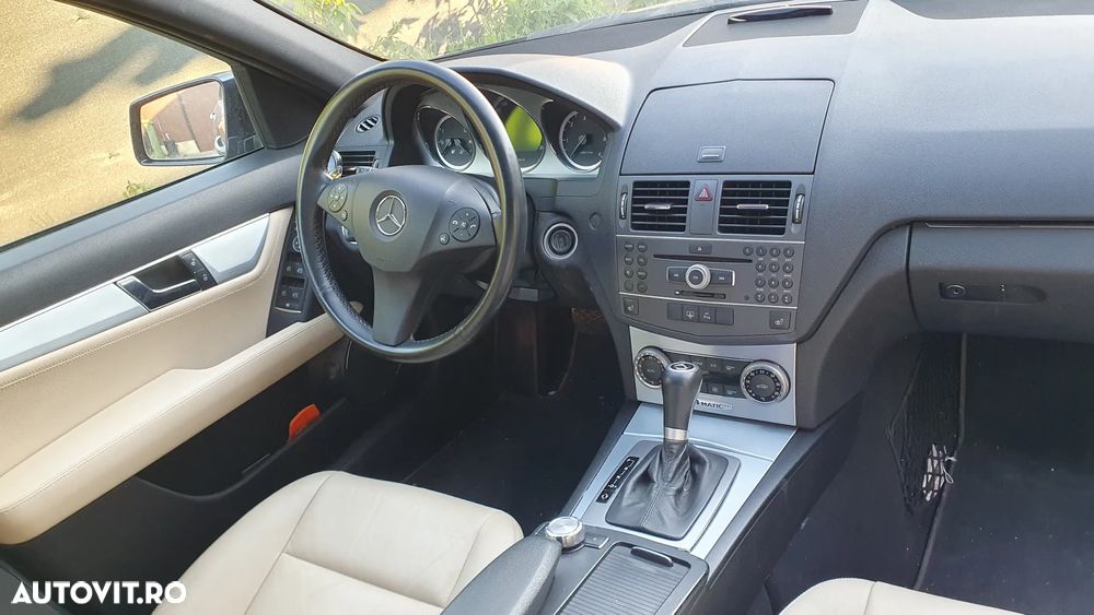 Mercedes-Benz C 250 CDI 4M BlueEFFICIENCY - 2