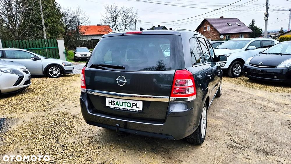 Opel Zafira 1.8 Cosmo EU5 - 13