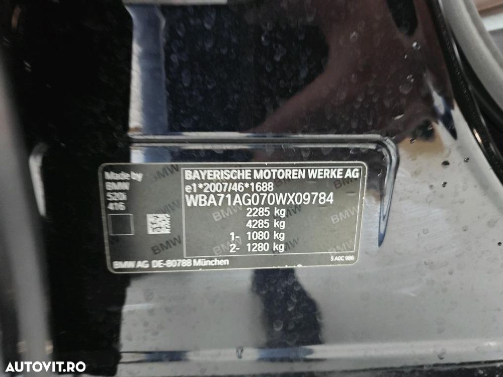 BMW Seria 5 520i Aut. - 16